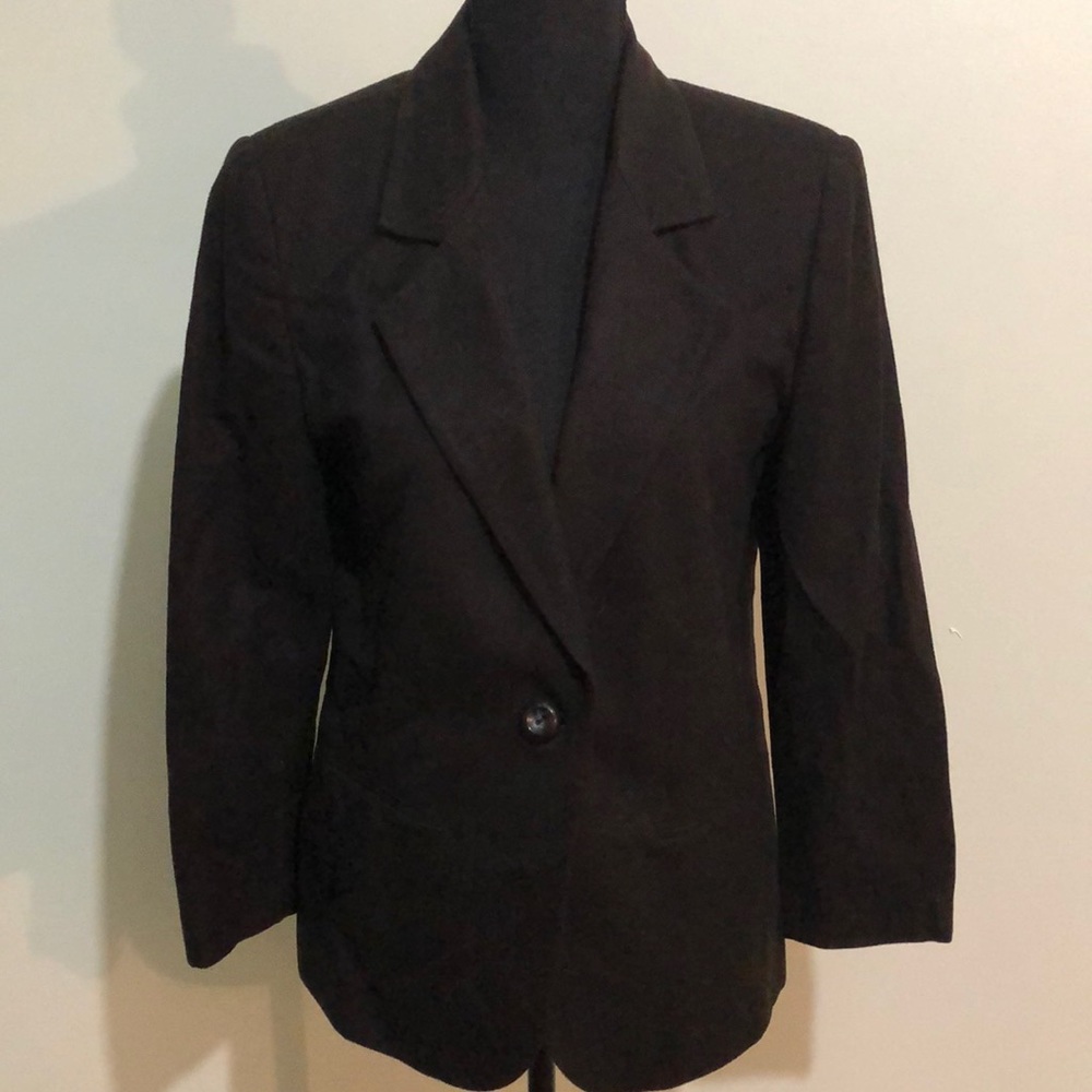 Sag Harbor Petite Blazer 100% wool Size 4